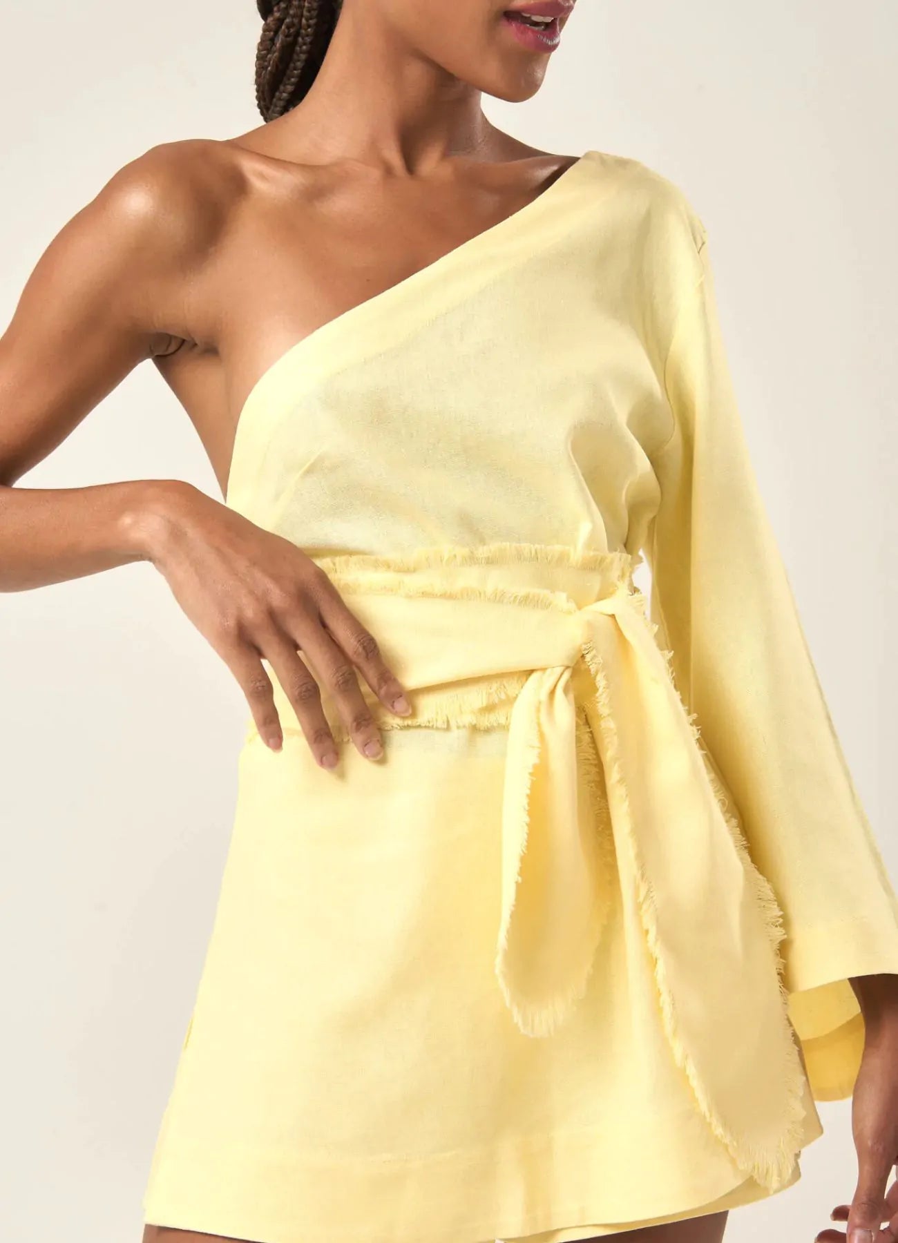 Bata de linho baunilha Milena