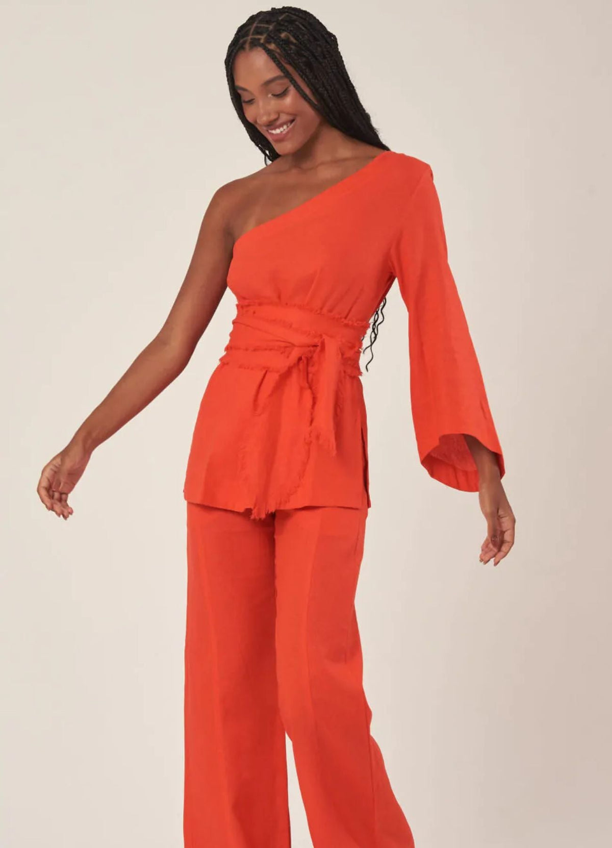 Calça de linho laranja-urucum Gisela